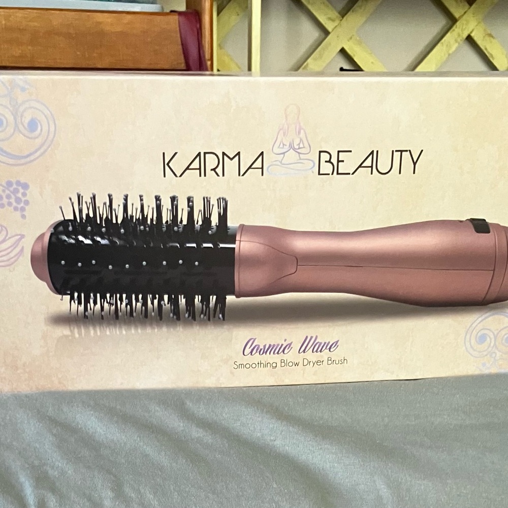 Karma Beauty Cosmic Wave Blow Dryer Brush - Rose Gold